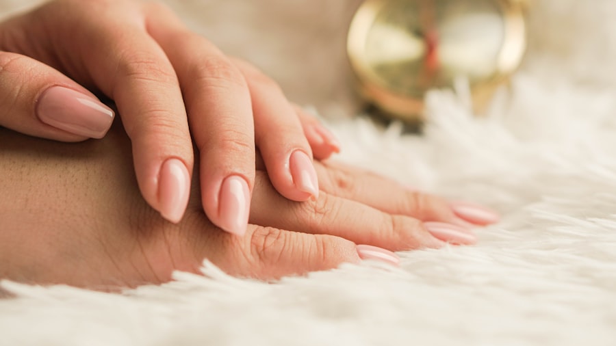 Zachtroze manicure